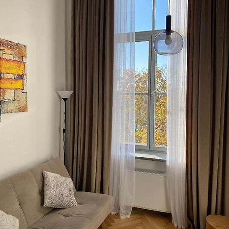 Loft In City Center-Prime Rentals Kaunas Ngoại thất bức ảnh