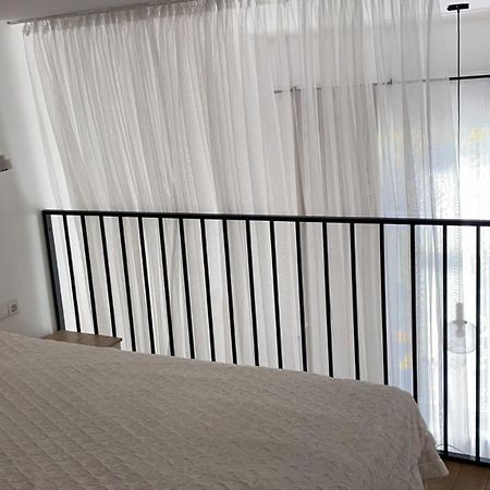 Loft In City Center-Prime Rentals Kaunas Ngoại thất bức ảnh